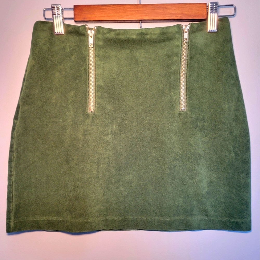 Forever 21 green suede double zipper mini skirt size S